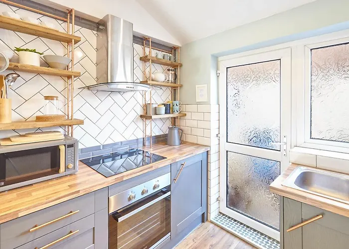 Host & - Friths Scarborough