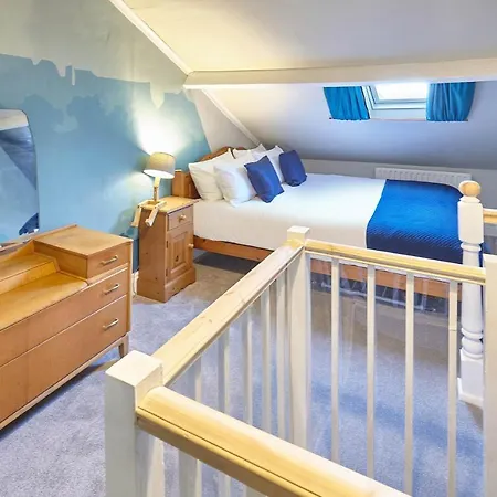 Host & - Friths Feriehus *